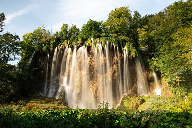Split to Zagreb via Plitvice Lakes (3 hours stop is included) - Plitvice Lakes: UNESCO lakes with upper and lower views