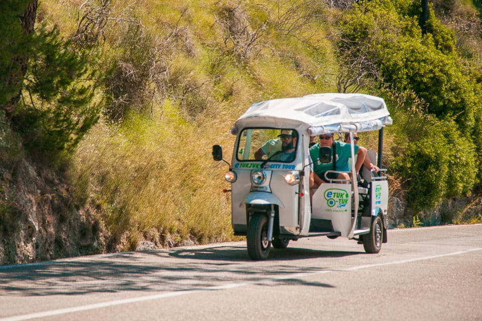 Split: Top City Highlights Electric Tuk-Tuk Tour - Kašjuni Beach and Obojena Svjetlost: Small Beach Time, Big Photo Potential