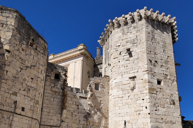 Split Walking Tour with a Licensed Local Guide - Logistics you can plan around (meeting point, walking time, mobile ticket)