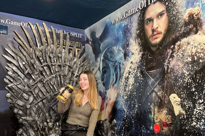Top-Rated Split Game of Thrones and History City Walk - Dracarys! - Iron Throne photo and the fan-shop souvenir moment