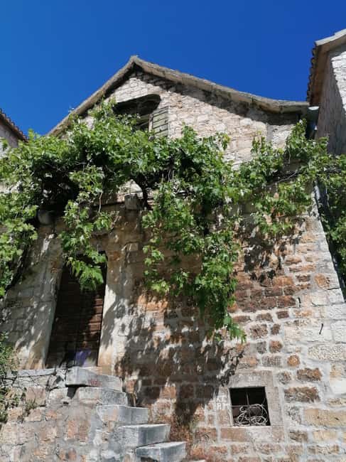 Trogir; Private walking tour of higlights of Trogir - Key things that make this Trogir walk worth your time